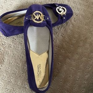 Michael Kors velvet-like purple flats!